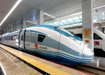 Ulaştırma Bakanı: Ankara-İstanbul arası 1,5 saate düşecek