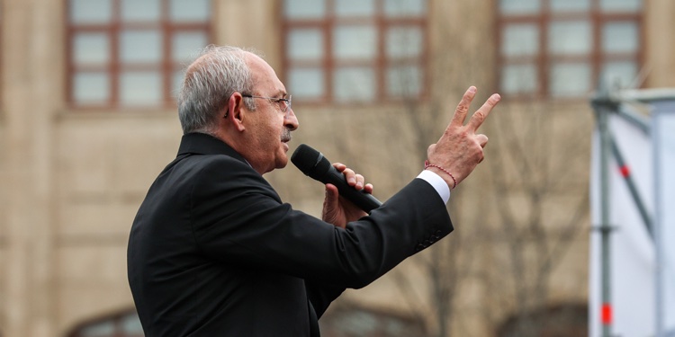 Kılıçdaroğlu: Kürtlere terörist muamelesi yapılıyor 1 Kılıçdaroğlu: Kürtlere terörist muamelesi yapılıyor
