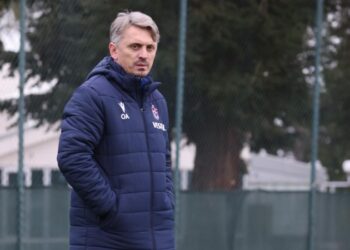 Trabzonspor Teknik Direktörü Orhan Ak istifa etti