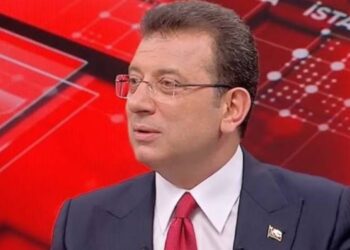 İmamoğlu'ndan DEVA Partili Şahin'e tepki: 'Ölçsün biçsin öyle konuşsun' 2 İmamoğlu’ndan DEVA Partili Şahin’e tepki: ‘Ölçsün biçsin öyle konuşsun’