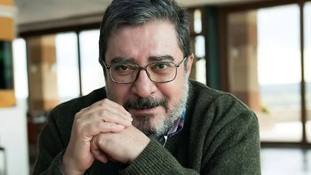 Engin Ardıç hayatını kaybetti! 1 Engin Ardıç hayatını kaybetti!