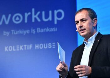 İş Bankası Genel Müdürü: Yüksek enflasyonla yaşamak zorunda kalacağız
