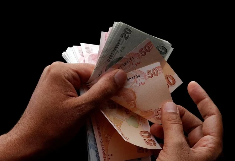 Bayram ikramiyelerinde tarih belli oldu 1 Kurban bayramı ikramiyeleri hesaplara ne zaman yatacak?