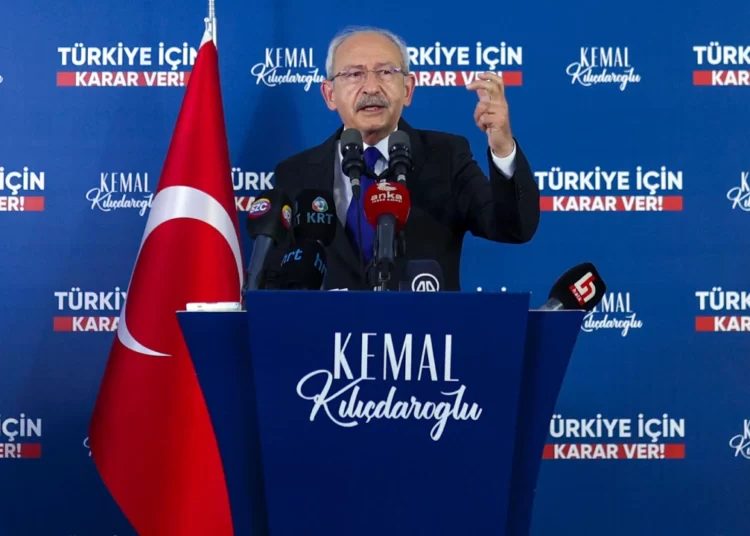 Erdoğan'ın 'montaj itirafına' Kılıçdaroğlu'ndan sert yanıt: Sahtekarlık yapan adamdan cumhurbaşkanı olmaz 1 Erdoğan’ın ‘montaj itirafına’ Kılıçdaroğlu’ndan sert yanıt: Sahtekarlık yapan adamdan cumhurbaşkanı olmaz