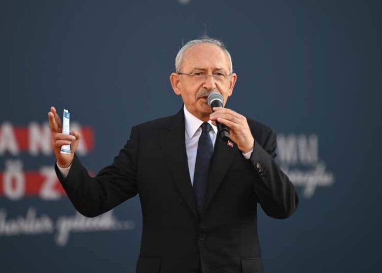Kılıçdaroğlu, BBC'ye konuştu: Erdoğan'ı emekli edip köşesine göndereceğiz 1 Kılıçdaroğlu, BBC’ye konuştu: Erdoğan’ı emekli edip köşesine göndereceğiz