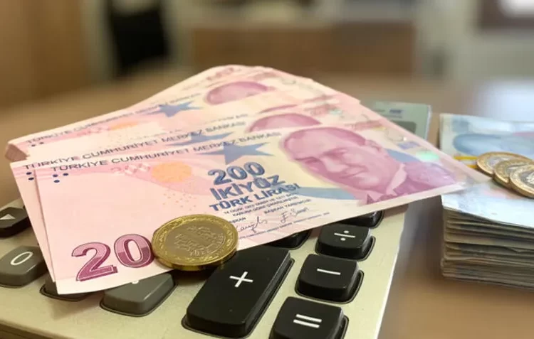 Maaş alamayan EYT'liler dikkat! Çift ikramiye ödenecek 1 Maaş alamayan EYT’liler dikkat! Çift ikramiye ödenecek