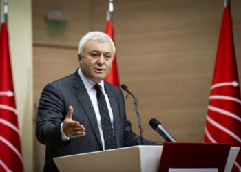 CHP’de Tuncay Özkan’ın da bileti kesildi