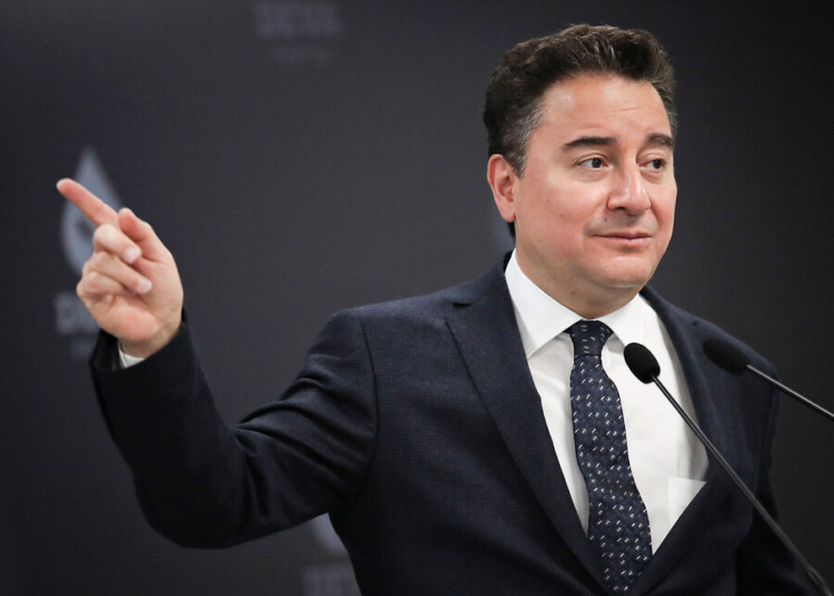 Babacan, faiz kararı sonrası Erdoğan’a seslendi: Çıkıp milletten özür dile! 1 Babacan, faiz kararı sonrası Erdoğan’a seslendi: Çıkıp milletten özür dile!