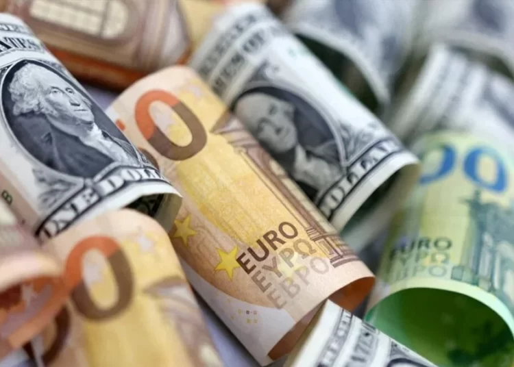 FED’in faizi sabit tutma kararı sonrası piyasalar güne yükselişle başladı
