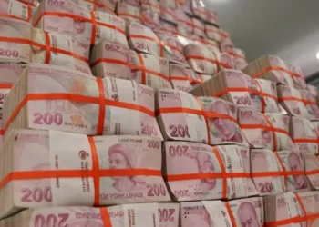 Giderleri karşılayamayan Hazine, 20,8 milyar lira borçlanmaya gitti 2 Giderleri karşılayamayan Hazine, 20,8 milyar lira borçlanmaya gitti