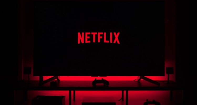 Netflix'e zam: 100 liranın altında abonelik kalmadı 1 Netflix, en ucuz paketi kaldırılıyor