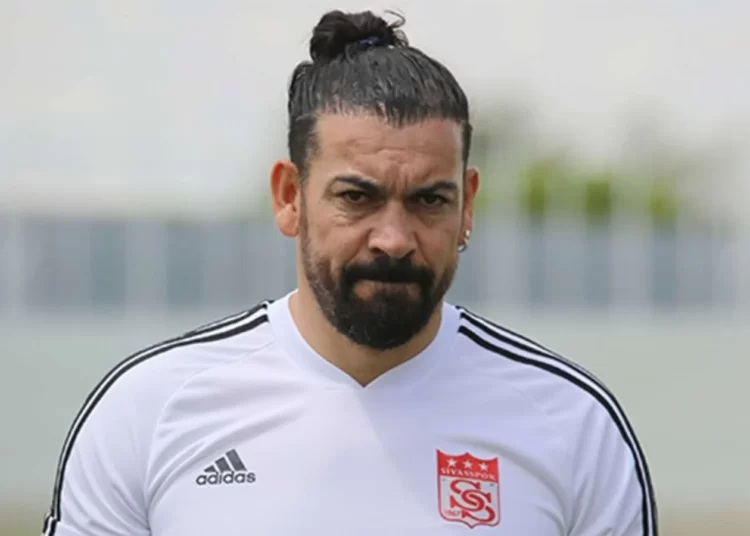 Sivasspor’un yeni hocası Servet Çetin oldu