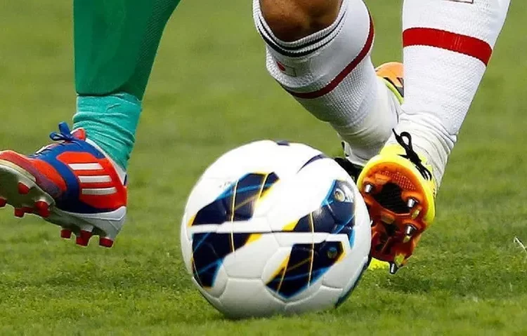 Futbolda transfer dönemi yarın başlıyor