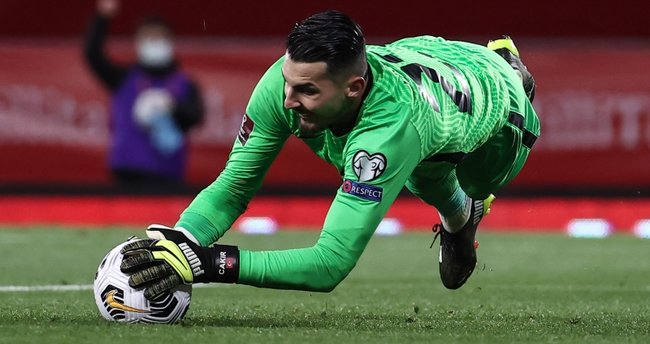 Trabzonspor’un kaptanı Galatasaray'a açık kapı bıraktı 1 Trabzonspor’un kaptanı Galatasaray’a açık kapı bıraktı