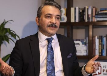 İş insanı Eyüp Vural Aydın’a eşinden ‘aldatma’ davası 7 İş insanı Eyüp Vural Aydın’a eşinden ‘aldatma’ davası