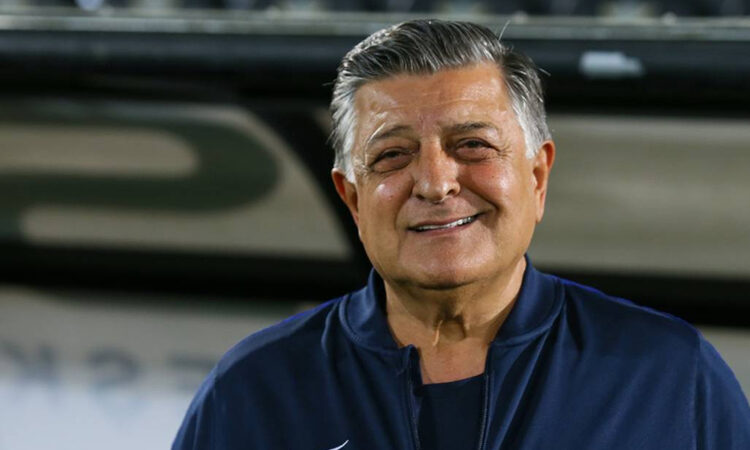 Yılmaz Vural, ‘Türk hoca’ arayan Fenerbahçe’yi yönetmeye talip