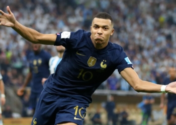 PSG’de Kylian Mbappe kadro dışı bırakıldı