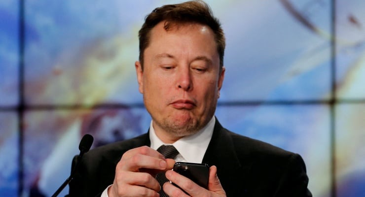 Elon Musk Twitter’la “oyuncak gibi oynuyor” 1 Elon Musk Twitter’la “oyuncak gibi oynuyor”