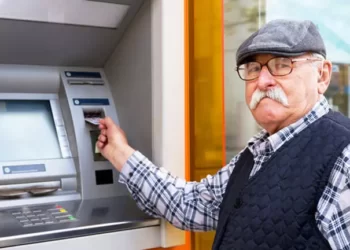 EYT’lilere ve 7 bin 500 lira maaş alan emeklilere kötü haber