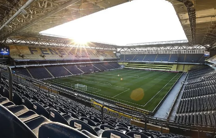 İddia: Fenerbahçe stadının ismini değiştirecek
