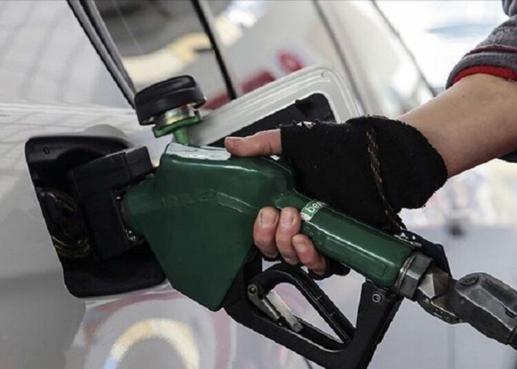 Motorin ve LPG’ye rekor zam