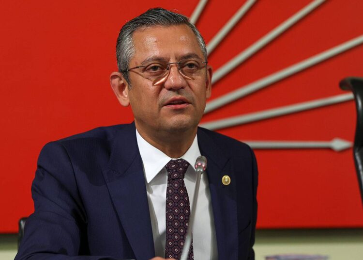 CHP'li Özgür Özel: Tabanımızda daha önce yaşanmamış bir öfke var 1 CHP’li Özgür Özel: Tabanımızda daha önce yaşanmamış bir öfke var