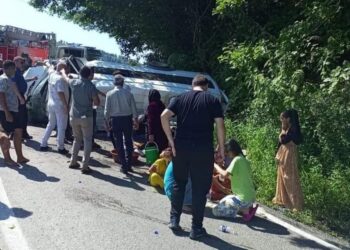 Ordu’da tarım işçilerini taşıyan minibüs ile otomobil çarpıştı; 3’ü ağır 17 yaralı