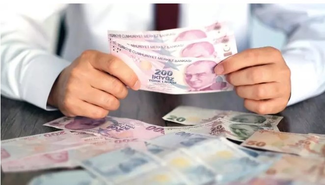 Hükümetin memur ve memur emeklisine zam teklifi belli oldu: Sendikalar tepkili 1 Hükümetin memur ve memur emeklisine zam teklifi belli oldu: Sendikalar tepkili