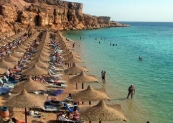 Sıcak havalar Akdeniz’de yaz tatili turizmini bitiriyor mu?