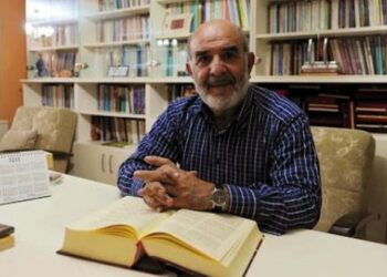 Ahmet Taşgetiren: Muhafazakar çevre karnından konuşmasa iktidar ayağını denk alabilir