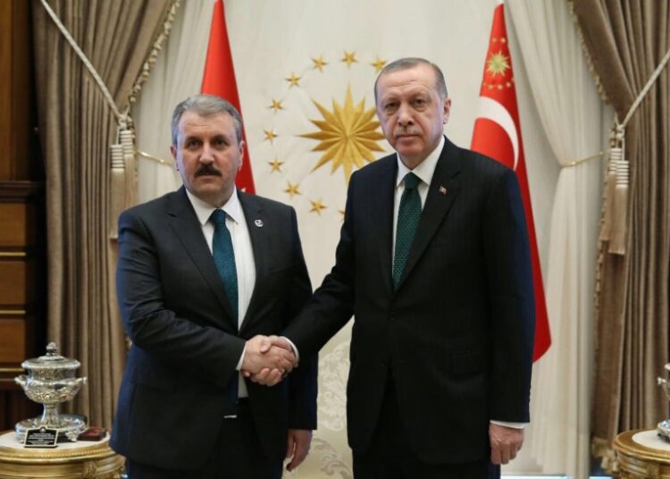 Cumhur’da ‘vebal’ çatlağı: Destici, AKP’ye ‘yanlışı desteklemiyoruz’ diye tepki gösterdi