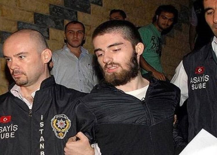 Adalet Bakanlığı’ndan Cem Garipoğlu kararı: Mezarı açılacak mı? 1 Adalet Bakanlığı’ndan Cem Garipoğlu kararı: Mezarı açılacak mı?