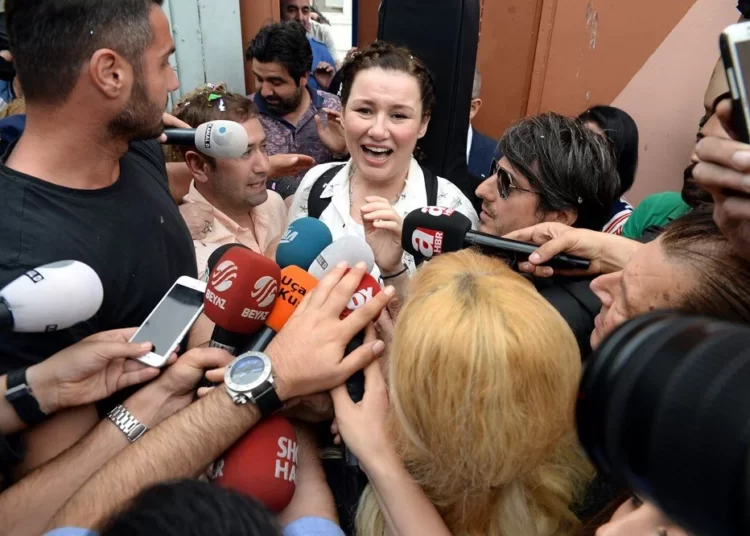 Deniz Seki, en büyük pişmanlığını açıkladı 1 Deniz Seki, en büyük pişmanlığını açıkladı