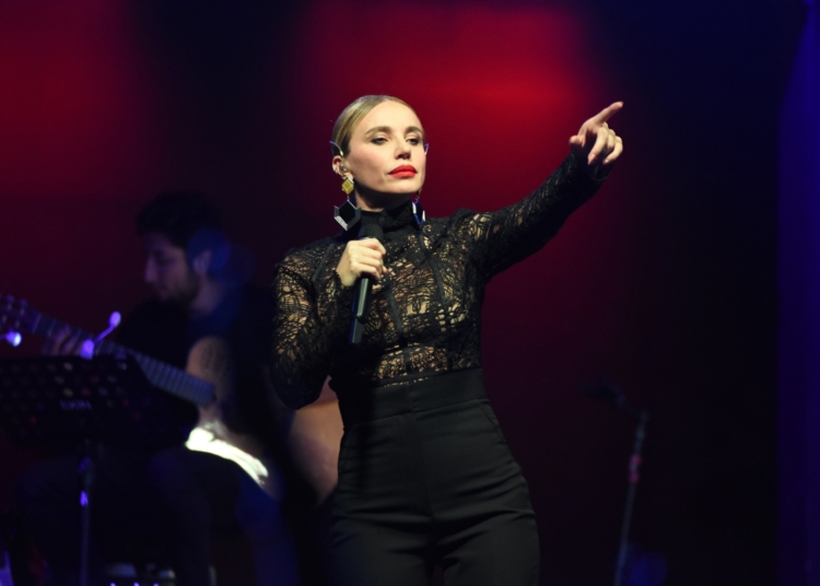 İBB’nin 30 Ağustos etkinliğinde Gülşen konser verecek 1 İBB’nin 30 Ağustos etkinliğinde Gülşen konser verecek