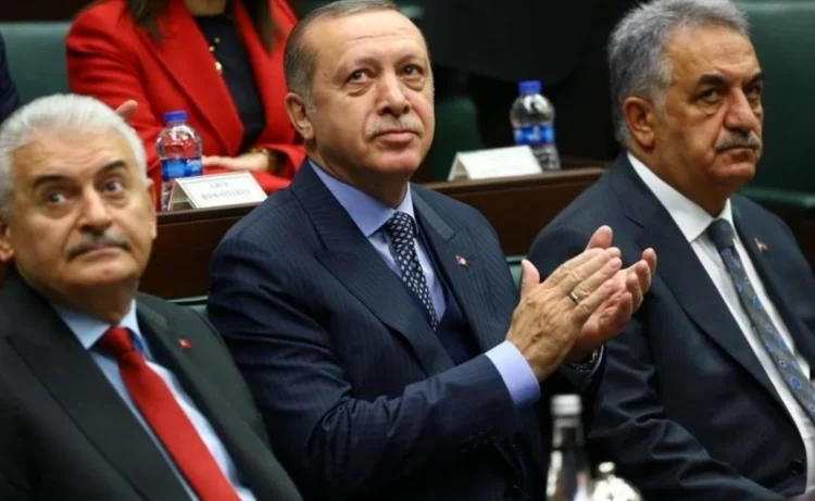 Kulis: Erdoğan fatura kesmeye hazırlanıyor, 'topun ağzında' denilen isimler ortaya çıktı 1 Kulis: Erdoğan fatura kesmeye hazırlanıyor, ‘topun ağzında’ denilen isimler ortaya çıktı