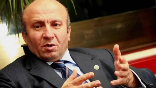 Eski Bakan Kutbettin Arzu, havuzda ölü bulundu