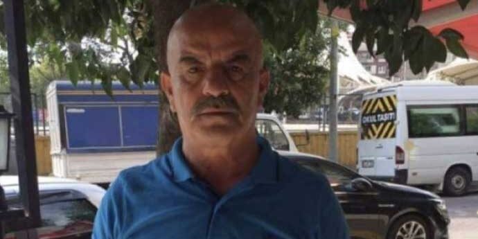 Eyüp'te silahlı saldırı: Eski MHP'li ilçe yöneticisi hayatını kaybetti 1 Eyüp’te silahlı saldırı: Eski MHP’li ilçe yöneticisi hayatını kaybetti