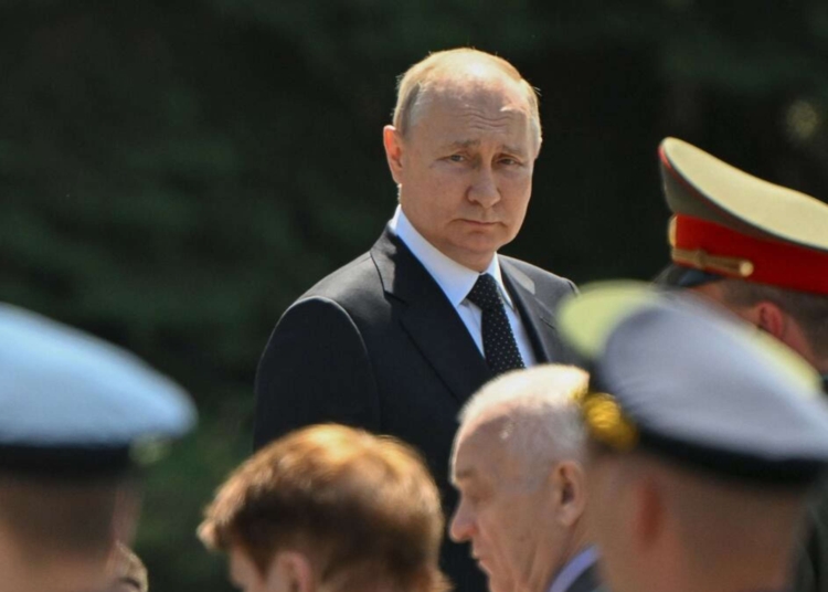 Putin’den kararname: Wagner savaşçılarının Rusya'ya bağlılık yemini etmesi istenecek 1 Putin’den kararname: Wagner savaşçılarının Rusya’ya bağlılık yemini etmesi istenecek