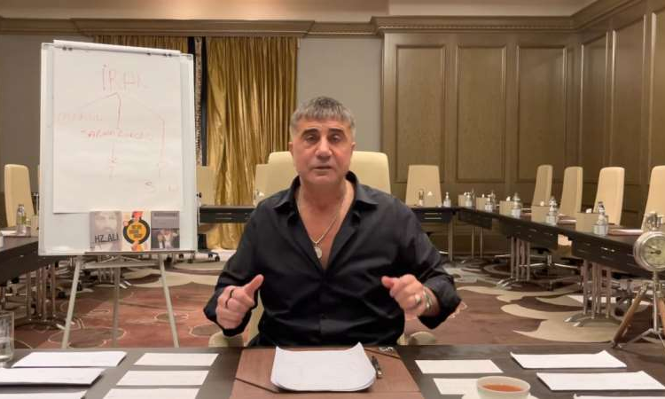 Eşi paylaştı: Sedat Peker’den aylar sonra ilk fotoğraf 1 Eşi paylaştı: Sedat Peker’den aylar sonra ilk fotoğraf