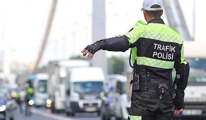 Trafik cezalarında 'gelire göre ceza' modeli gündemde 1 Trafik cezalarında ‘gelire göre ceza’ modeli gündemde