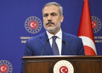 Hakan Fidan’dan Deyrezor ve YPG açıklaması: Bu sadece bir başlangıç