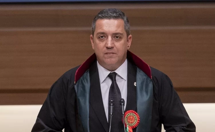 Adli Yıl Açılışı'nda Barolar Birliği Başkanı Erinç Sağkan'ın konuşmasına 'Erdoğan' engeli 1 Adli Yıl Açılışı’nda Barolar Birliği Başkanı Erinç Sağkan’ın konuşmasına ‘Erdoğan’ engeli
