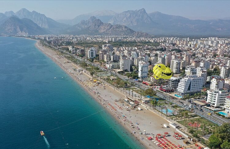 Britanya'dan Türkiye'ye seyahat edeceklere uyarı: 'Tatilciler tecavüze uğruyor' 1 Rus vatandaşı Antalya’da 80 daire alıp otele çevirdi