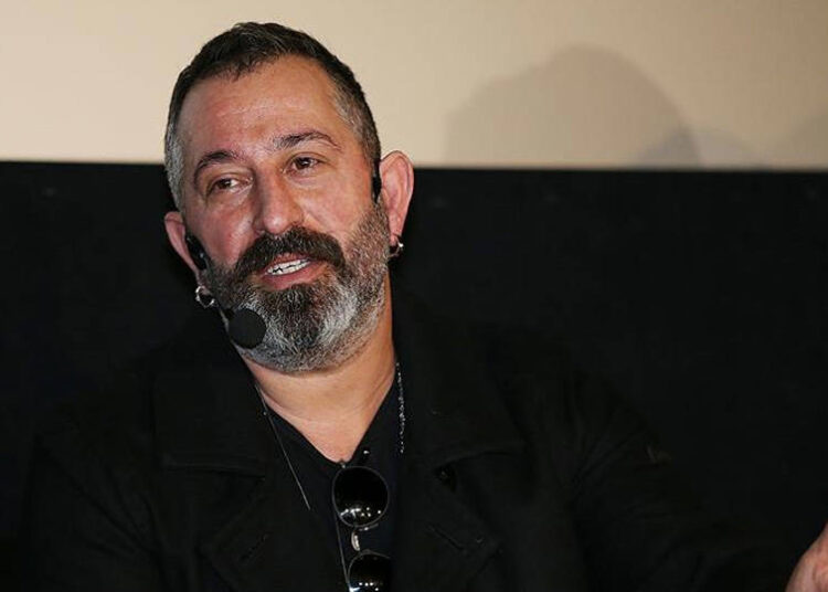 Cem Yılmaz, emekli maaşını açıkladı