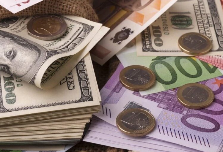 Dolar ve eurodaki hareketlilik devam ediyor 1 Dolar ve eurodaki hareketlilik devam ediyor