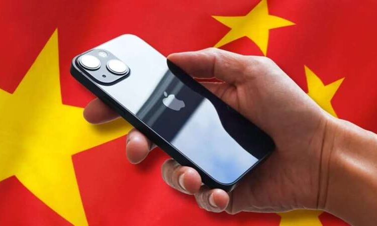 Çin’de iPhone’a yasak