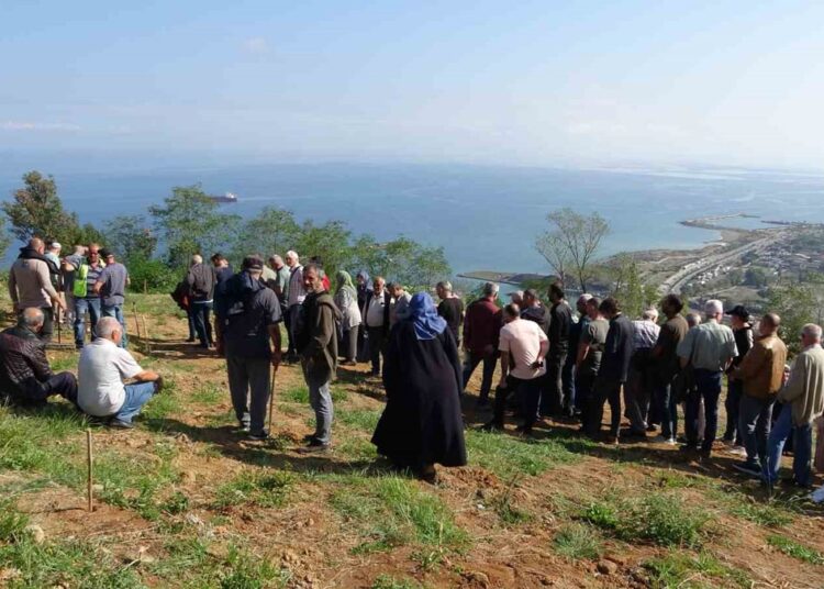 Deniz manzaralı mezar kavgası 1 Deniz manzaralı mezar kavgası