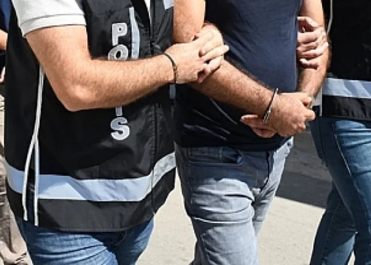 Ankara’da 15 kişi gözaltına alındı 1 Ankara’da 15 kişi gözaltına alındı