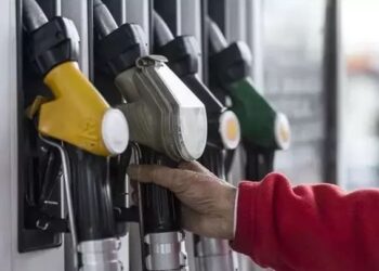 Benzine dev zam…Depoyu doldurmak yürek isteyecek
