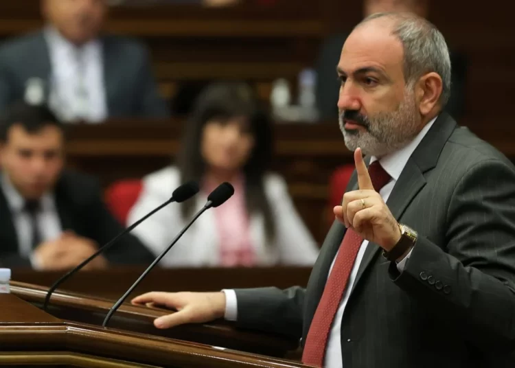 Paşinyan: Gelecek aylarda Azerbaycan’la barış anlaşması imzalamayı umuyoruz